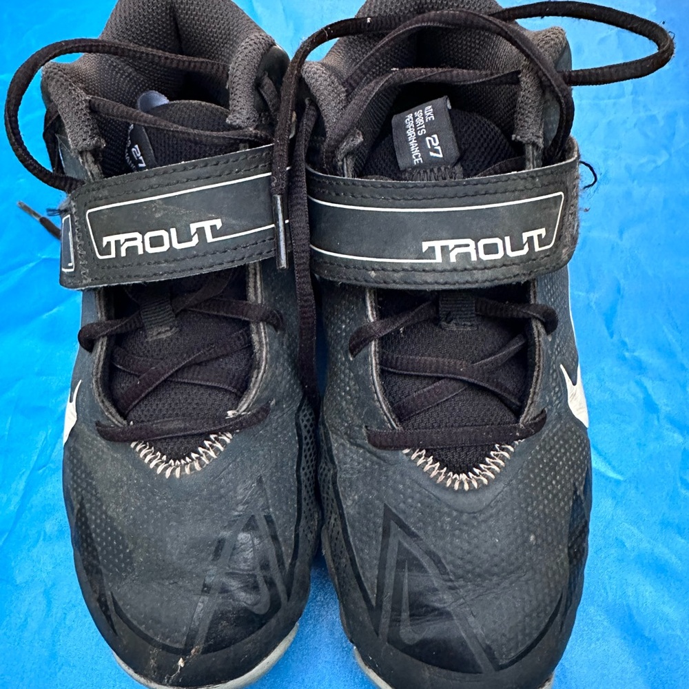 Nike Keystone Mike Trout youth baseball cleats with a Velcro strap